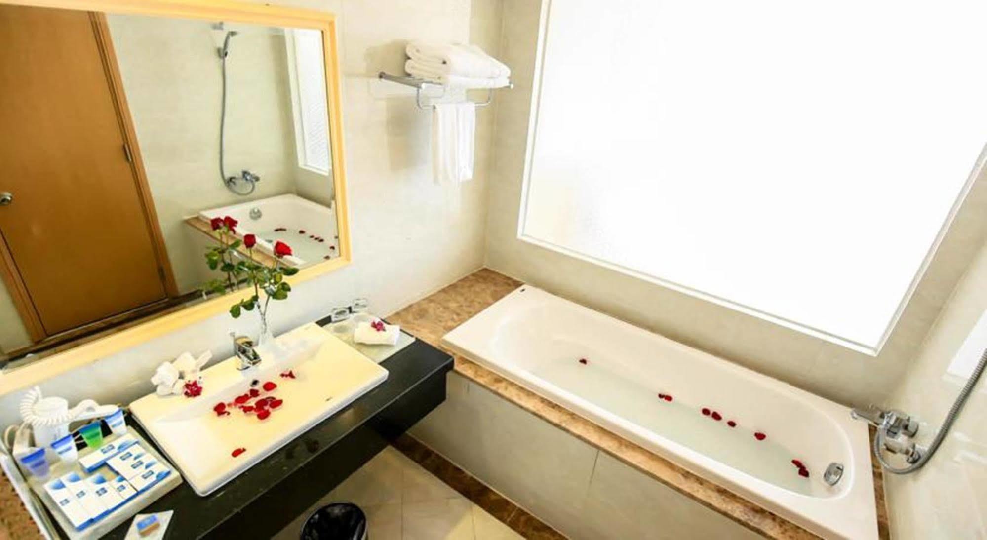 Bavico Plaza Hotel Da Lat Eksteriør billede